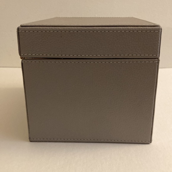 Pottery Barn Small Quinn Grey Leather Jewelry Box Foil Debossed Retired - Picture 8 of 13